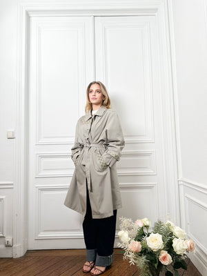 Trench grey lake