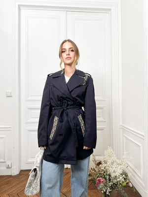 Trench blue rock
