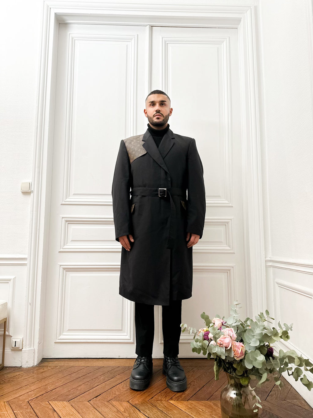 Trench black bond