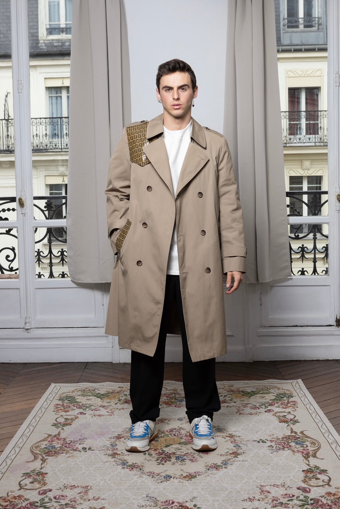 Trench beige coffee